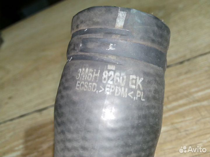 Патрубок радиатора Ford Focus 2 (Рестайлинг) 1.8