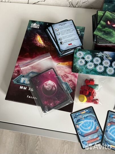 Настольная игра чужая планета (not alone)