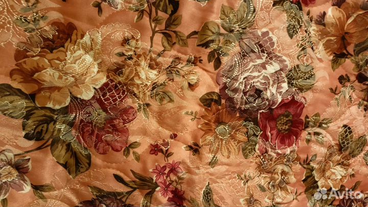 Покрывало атласное стёганое новое