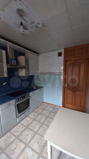 3-к. квартира, 65 м², 1/9 эт.