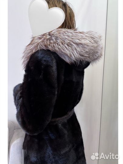 Шуба норковая с капюшоном