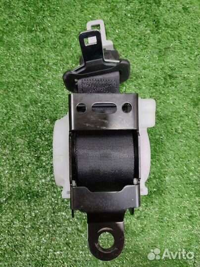 Ремень безопасности задний средний Peugeot Partne