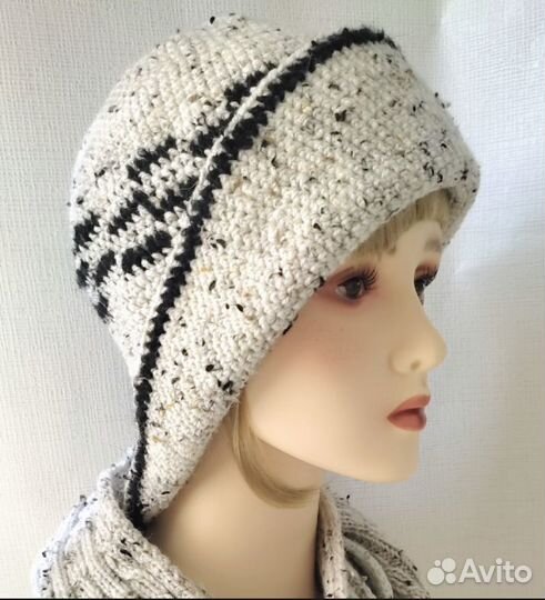 Весенняя шляпка с полями ручной работы