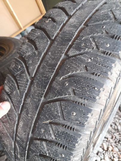 Blackstone Alaska 215/65 R16