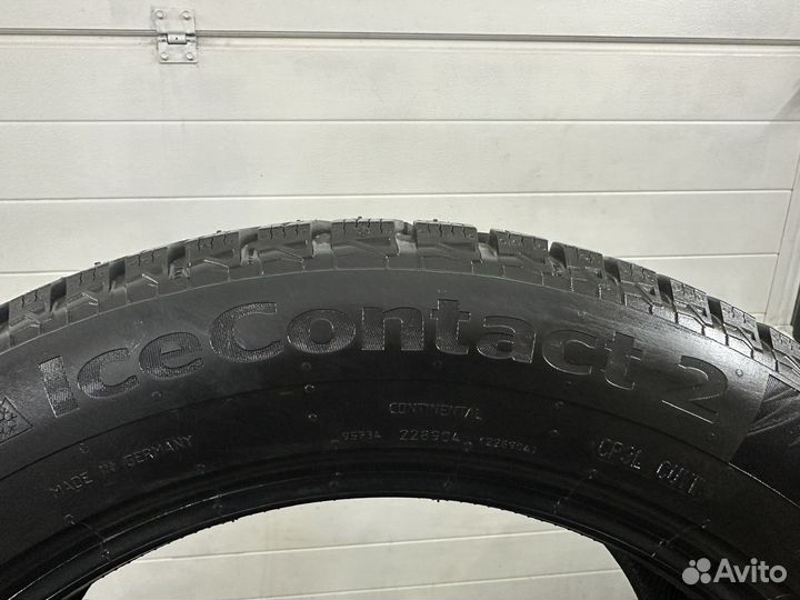 Continental IceContact 2 SUV 235/55 R18 104T