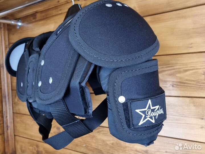 Нагрудник для американского футбола Douglas SR L