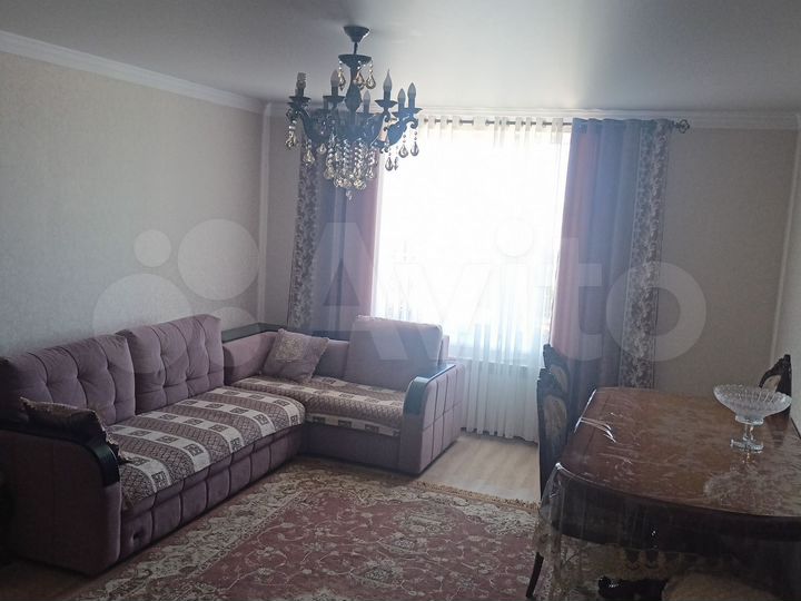 3-к. квартира, 94 м², 4/4 эт.