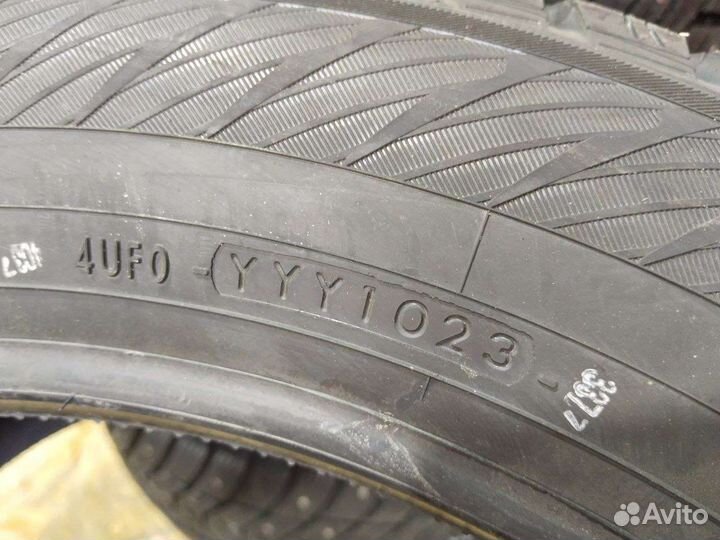 Yokohama Ice Guard IG65 235/55 R19 105T
