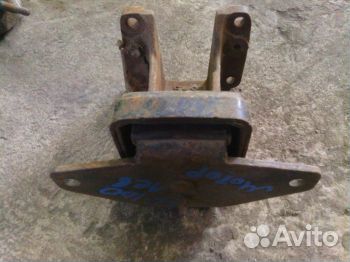 Подушка двигателя Тойота