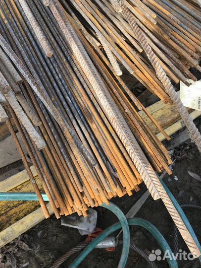 Арматура лежалая 12