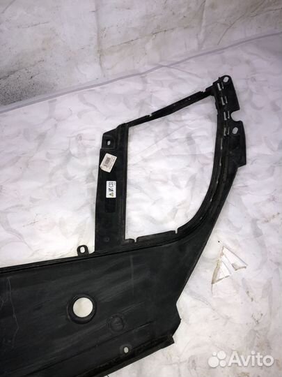 Кожух замка капота бмв 7 ф01 ф02 bmw f01 f02