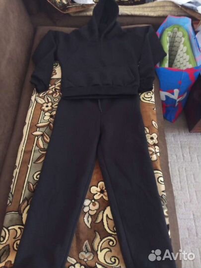 Спортивный костюм на флисе 44р,рост 155