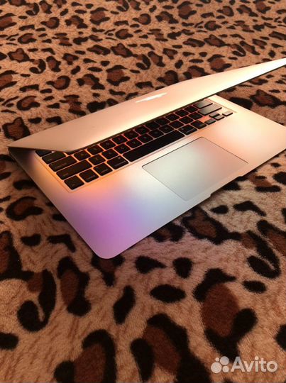 MacBook Air 13 i5/4/128