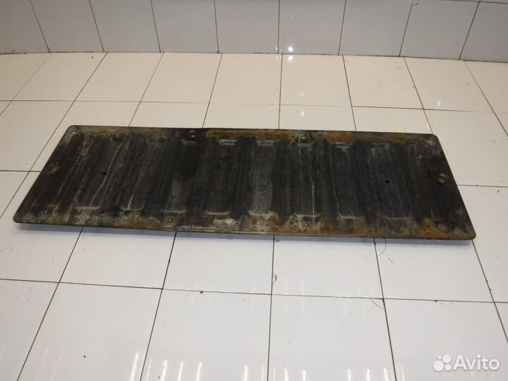 Обшивка двери багажника Actyon Sports