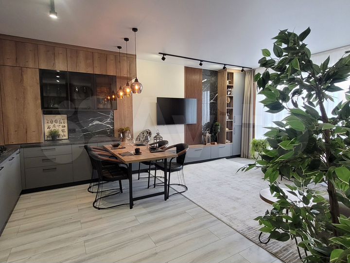 2-к. квартира, 77,5 м², 17/25 эт.