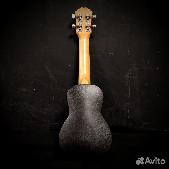 Укулеле Flight (новая) с чехлом