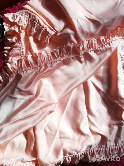 Наволочки и шторы розовые