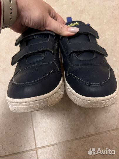 Кроссовки reebok 33