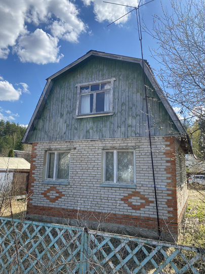 Дача 40 м² на участке 6 сот.
