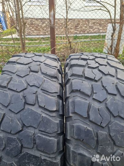 Bfgoodrich Mud-Terrain T/A KM2 265/75 R16