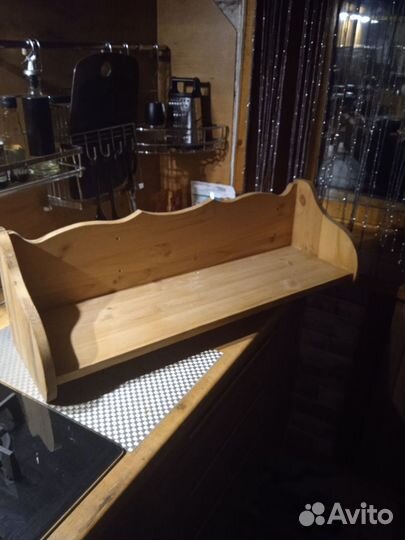 Полка деревянная