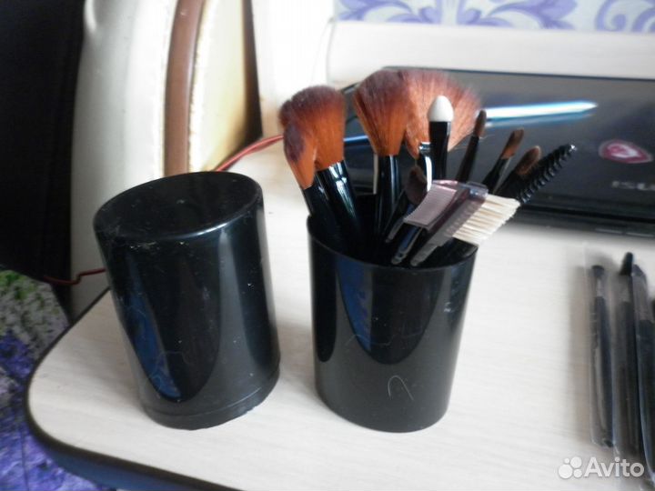 Кисти для макияжа