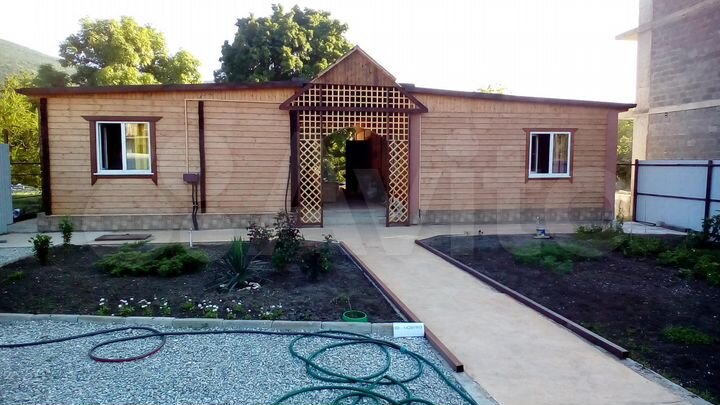 Дом 30 м² на участке 6 сот.