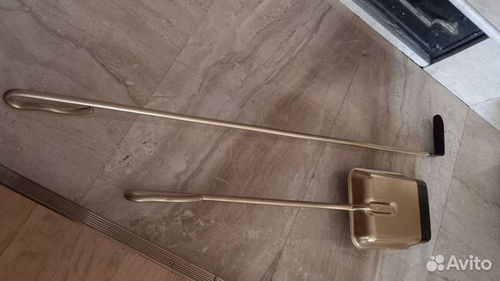 Совок и кочерга