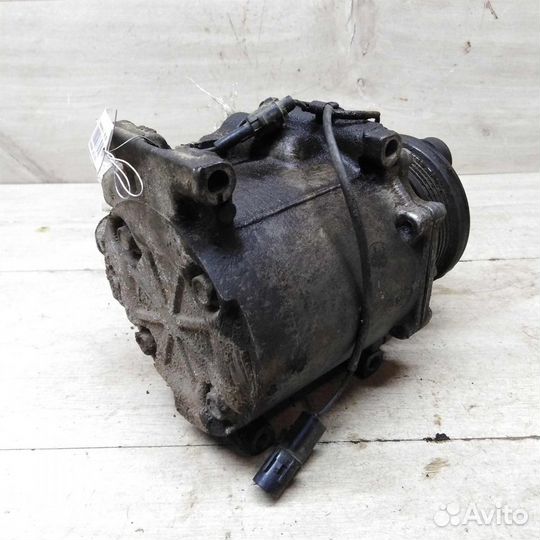 Компрессор кондиционера Mitsubishi Lancer 9 1.6i 4