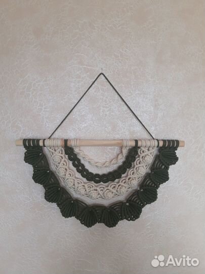 Панно макраме полукруглое