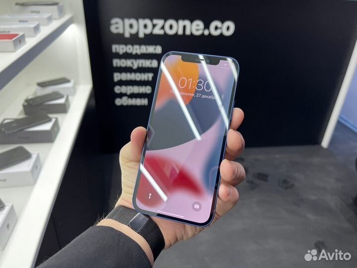 iPhone 12, 64 ГБ
