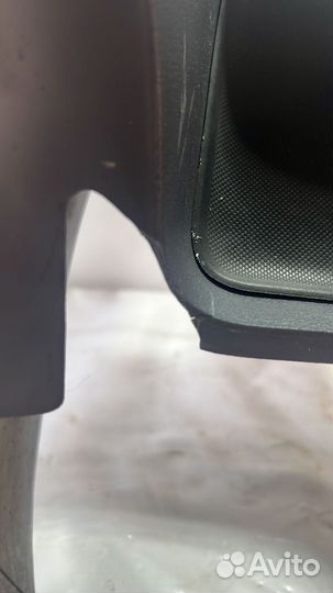 Центральная консоль между сидений Hyundai Accent