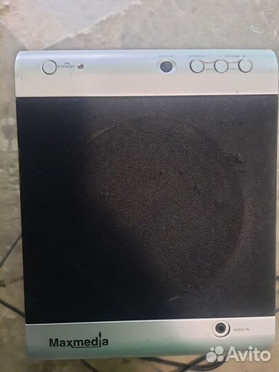 Колонка сабвуфер