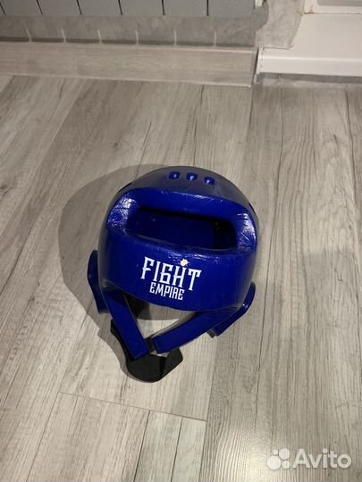 Щитки перчатки шлем