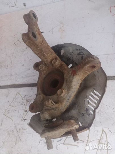 Поворотный кулак перед правый Toyota corolla e150