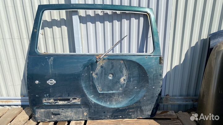 Задняя дверь крышка багажника УАЗ Патриот Симбир