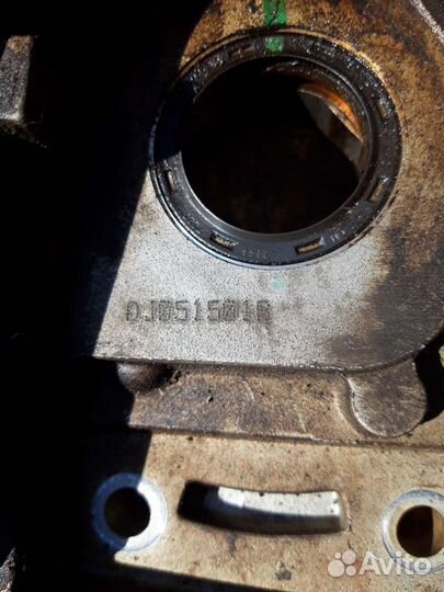 Крышка двигателя передняя Chevrolet Cruze 1.8