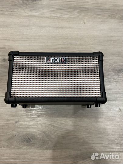 Комбоусилитель aroma TM 15