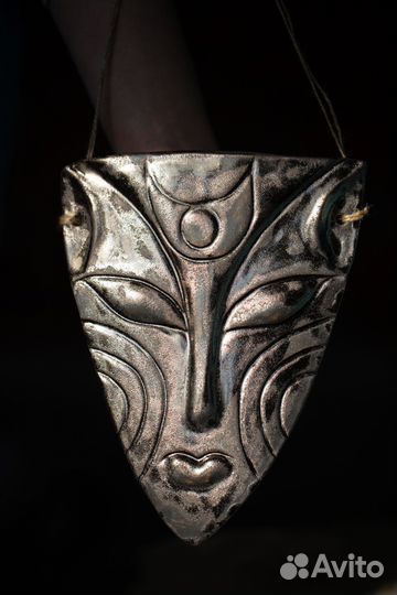 Керамическая интерьерная маска