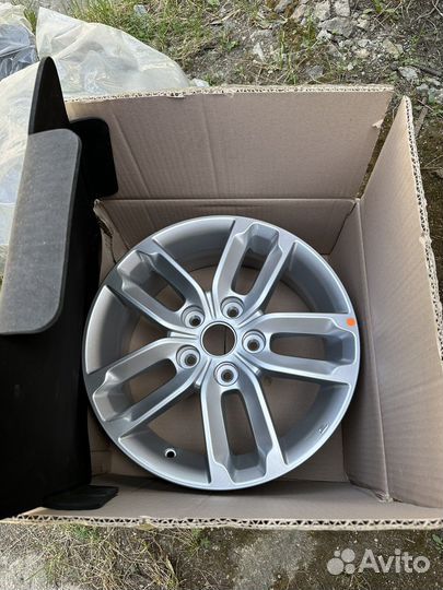 Диск оригинальный киа оптима R16