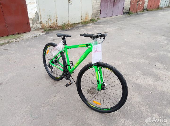 Велосипед горно-спортивный Новый