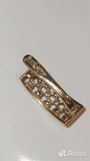 Золотые серьги