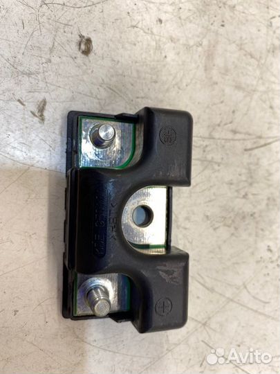 Антенна Audi A6 C6 2.0 2008