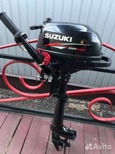 Катамаран Urex,и мотор suzuki 2,5 л/с