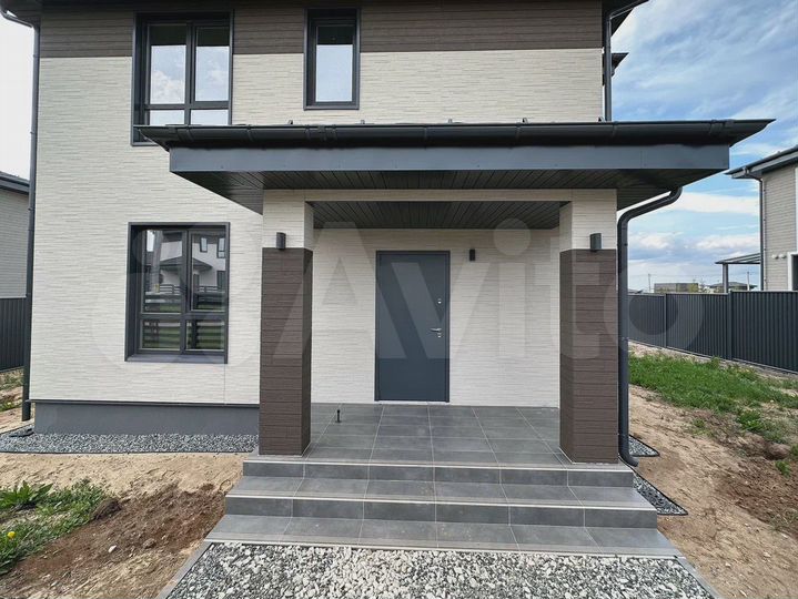 Коттедж 141 м² на участке 6 сот.