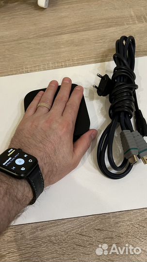 Apple tv A1427 с пультом и hdmi кабелем