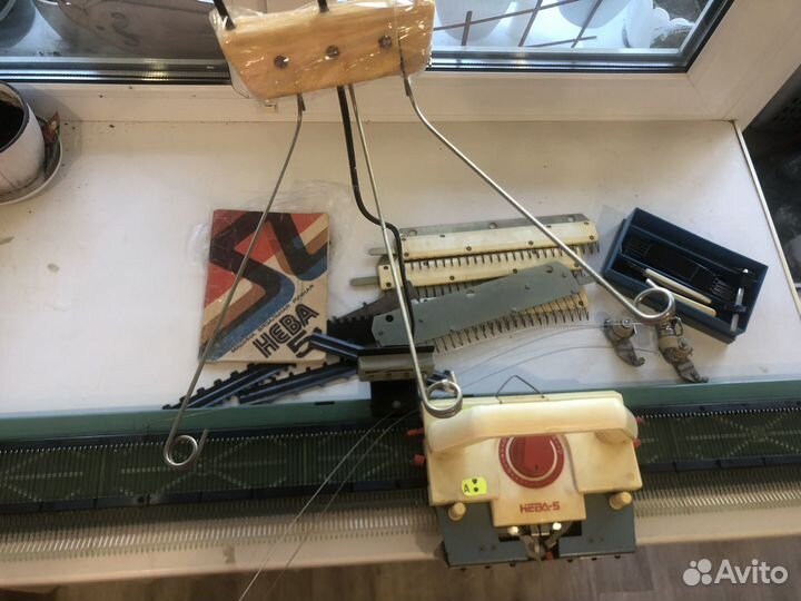 Вязальная машина нева 5