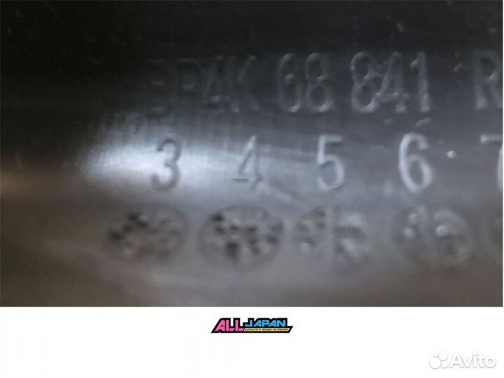 Обшивка багажника правая Mazda 3 Axela BK 2006