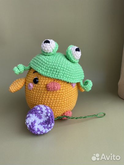 Утенок в шляпке