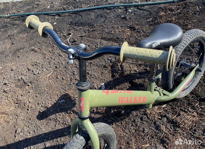 Продаю беговел